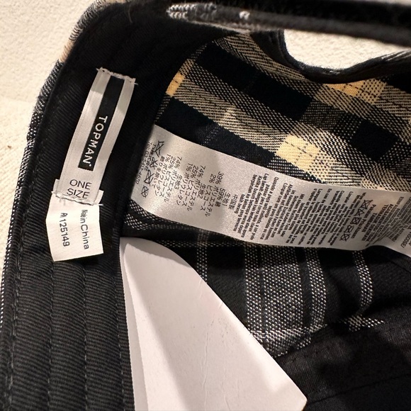 TOPMAN Cap - Picture 7 of 8